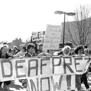 Bilder Deaf President Now!