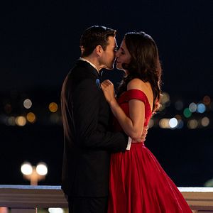 Bilder She Said Maybe