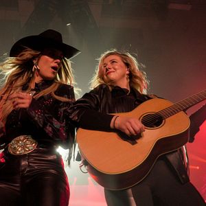 Bilder Lainey Wilson: Keepin' Country Cool