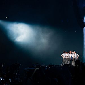 Bilder Enhypen [Walk The Line Summer Edition] In Cinemas