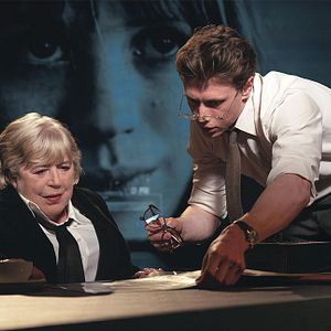 Bilder Broken English