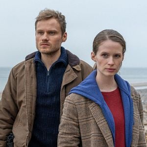 Bilder Die Toten am Meer - Tod an der Klippe