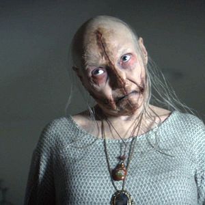 Bilder The 100 Candles Game: The Last Possession