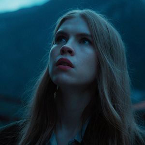 Bilder Sew Torn - Fäden des Verbrechens