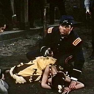 Bilder Mit Colt und Maske