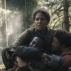 Bilder Never Let Go - Lass niemals los