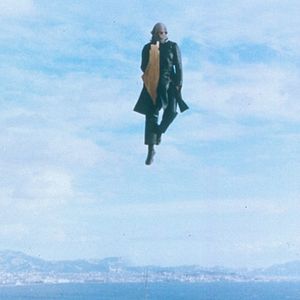 Bilder Göttliche Intervention - Eine Chronik von Liebe und Schmerz