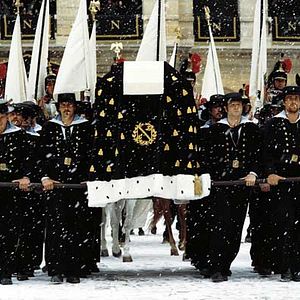 Bilder Ein König über den Wolken