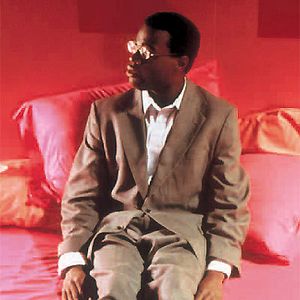 Bilder Tunde Adebimpe