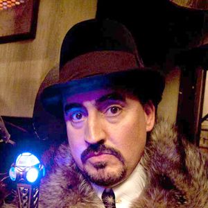 Bilder Alfred Molina