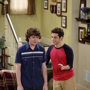 Bilder Hinterm Sofa an der Front