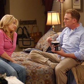 Bilder Hinterm Sofa an der Front