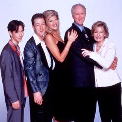 Bilder Hinterm Mond gleich links