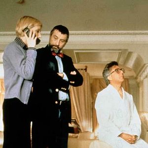 Bilder Wag the Dog - Wenn der Schwanz mit dem Hund wedelt