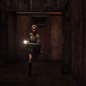 Bilder Radha Mitchell