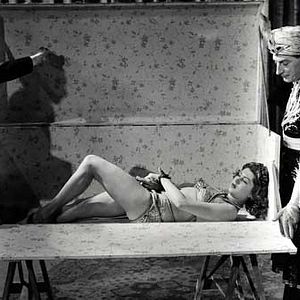 Bilder Der Mörder wohnt in Nr. 21