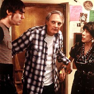 Bilder Flirting with Disaster - Ein Unheil kommt selten allein