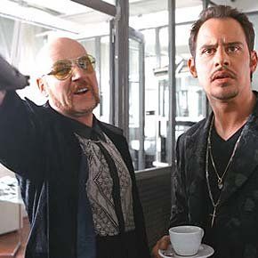 Bilder Basta. Rotwein oder Totsein