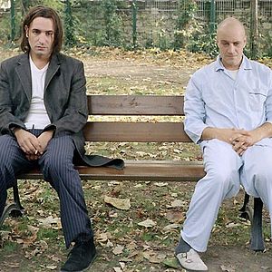 39,90 (Neununddreißigneunzig) : Bild Jean Dujardin