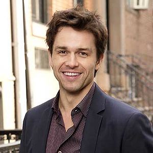 Bilder Julian Ovenden