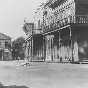 Bilder 12 Uhr mittags