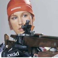 Bilder Mit den Waffen einer Frau