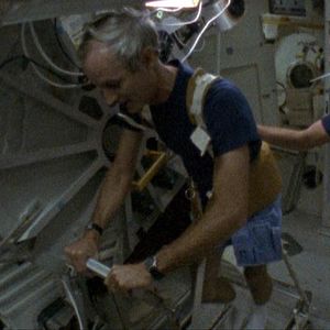 Bilder The Wild Blue Yonder