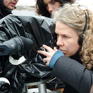 Bilder Frozen River - Auf dünnem Eis