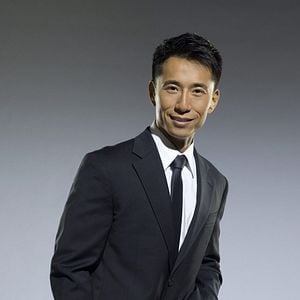 Bilder James Kyson Lee