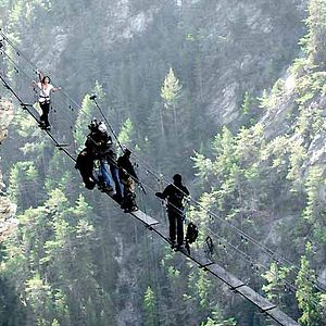 Bilder High Lane - Schau nicht nach unten!