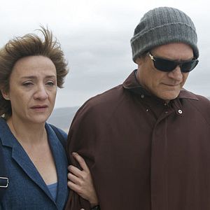 Bilder Zerrissene Umarmungen