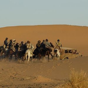 Bilder Fräulein Stinnes fährt um die Welt