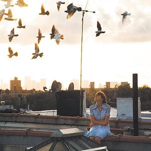 Bilder The Exploding Girl