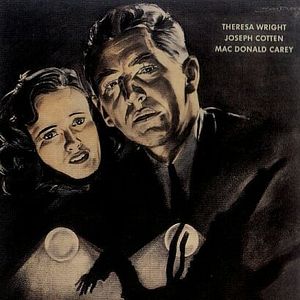 Bilder Im Schatten des Zweifels