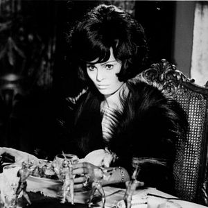 Bilder Geheimnis im blauen Schloss