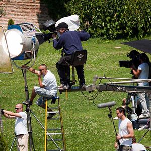 Bilder What Love May Bring