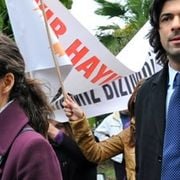 Bilder Engin Akyürek