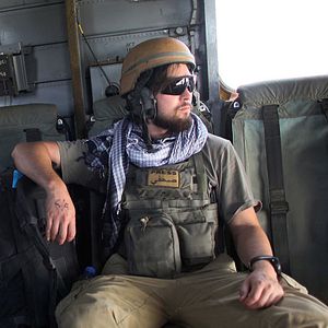 Bilder Hell and Back Again