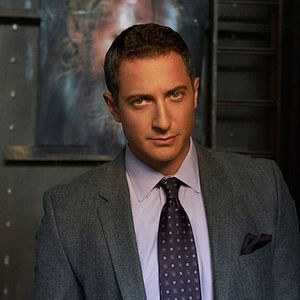 Bilder Sasha Roiz