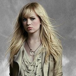 Bilder Britt Robertson