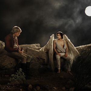 Bilder Der Engel mit den dunklen Flügeln