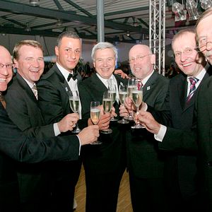 Bilder Versicherungsvertreter - Die erstaunliche Karriere des Mehmet Göker