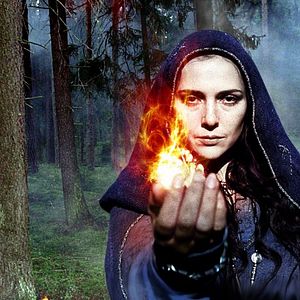 Bilder Dark World - Das Tal der Hexenkönigin