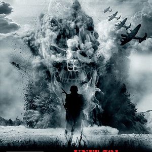 Bilder Men Behind the Sun