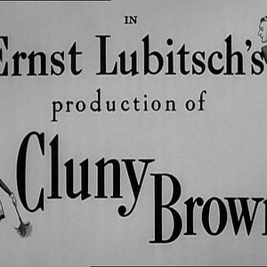 Bilder Cluny Brown auf Freiersfüßen