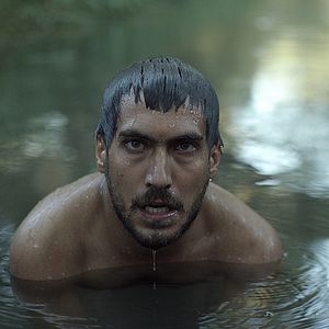 Bilder Tepenin Ardı - Beyond the Hill