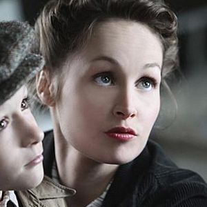 Bilder Nylons und Zigaretten