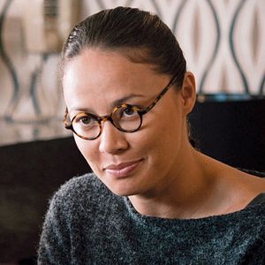 Bilder Moon Bloodgood