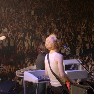 Bilder Shut Up And Play The Hits