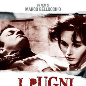 Bilder Mit der Faust in der Tasche